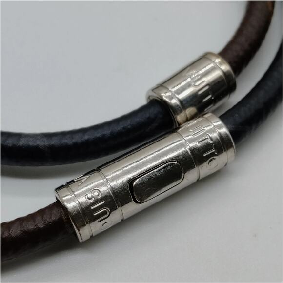 Louis Vuitton Monogram Keep It Double Bracelet Silver - Picture 7 of 9